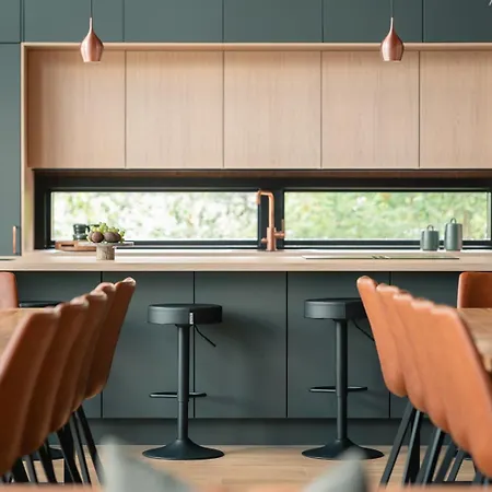 Lakeside Himos - 350m2 By The Up To 27 Guest Apartment